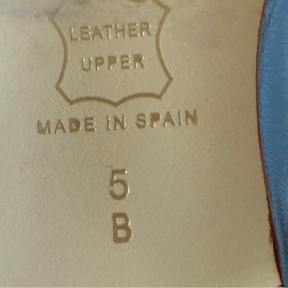 French Sole FS/NY Jigsaw Metallic Blue Leather Scalloped Ballet Flats - Picture 11 of 11